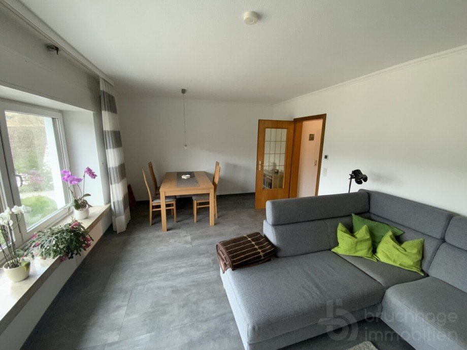 Hauptwohnung Wohnzimmer Mehrfamilienhaus Plettenberg