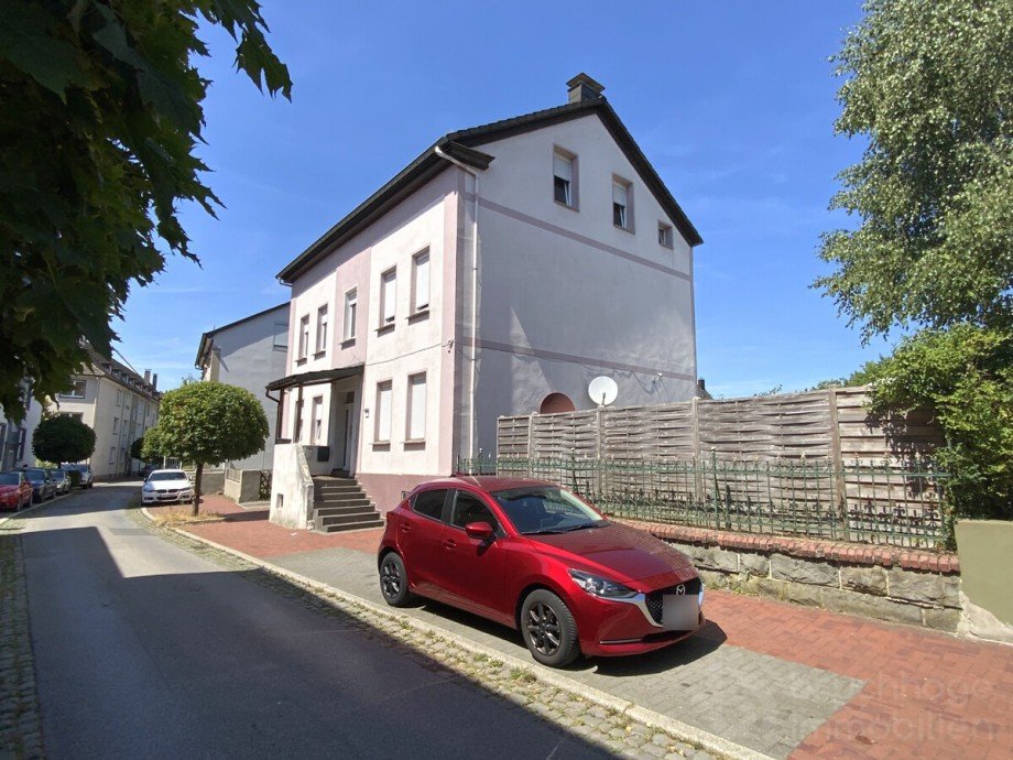 Strassenansicht Zweifamilienhaus L�denscheid