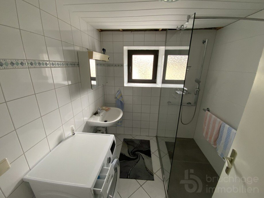 Einlieger EG Bad Mehrfamilienhaus Plettenberg