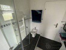Hauptwohnung Bad Gepflegtes Anwesen mit gro�z�gigem Grundst�ck: Ideal f�r Tierhaltung und Pferdebesitzer