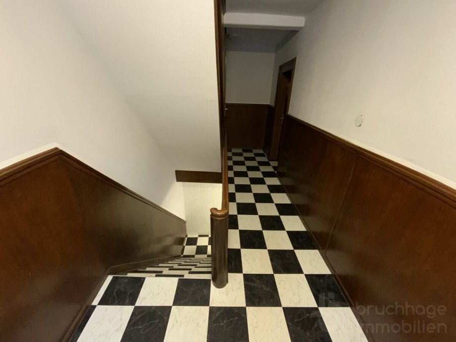 Treppenhaus Mehrfamilienhaus L�denscheid