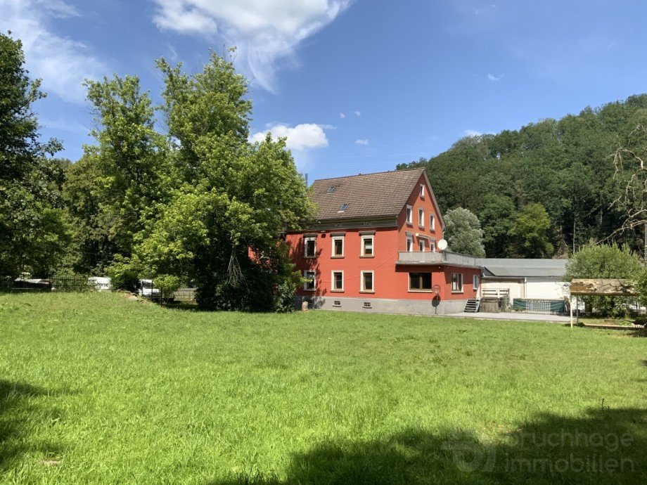 Seitenansicht Mehrfamilienhaus L�denscheid
