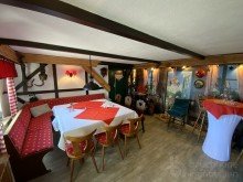 Partyraum  Ein Haus, zwei Welten: Stilvoll modernisiert, voller Geschichte und bereit f�r Ihre Zukunft 