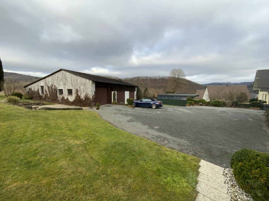 Garagengeb�ude Mehrfamilienhaus Plettenberg