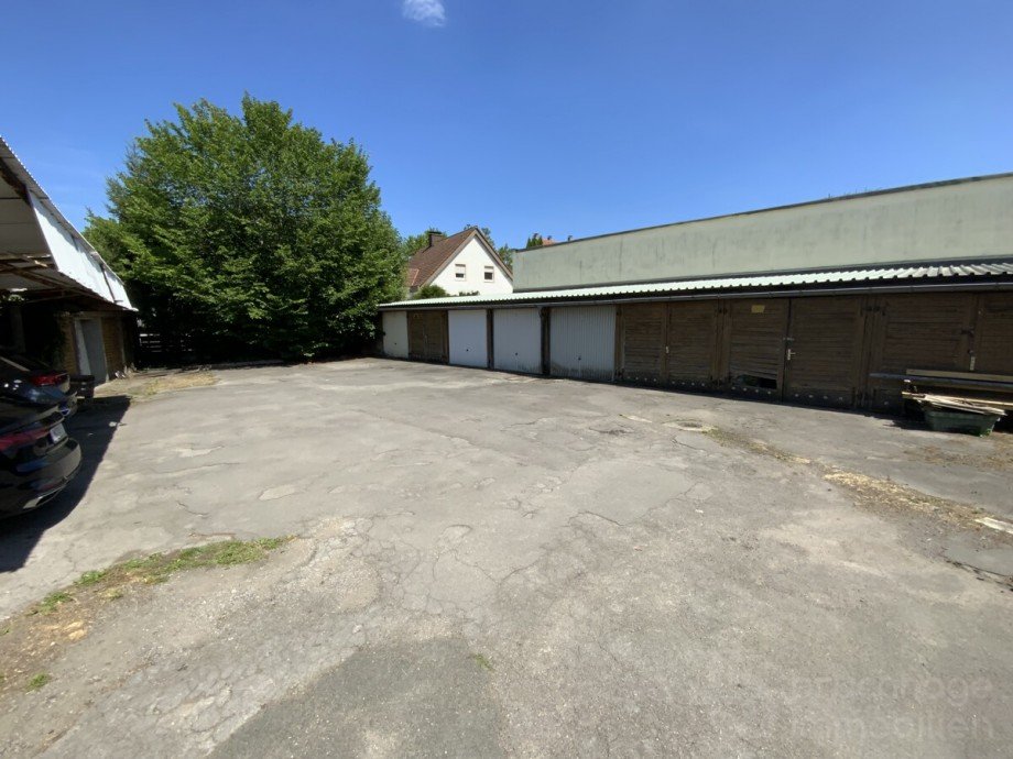 Garagenhof Zweifamilienhaus L�denscheid