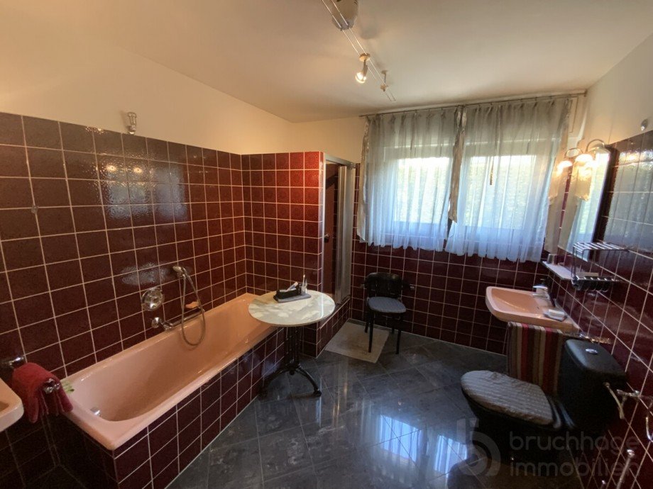 EG-Bad Einfamilienhaus L�denscheid